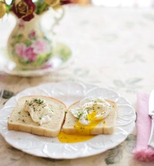 Brunch pandekager er en populær ret, der er elsket af mange mennesker over hele verden